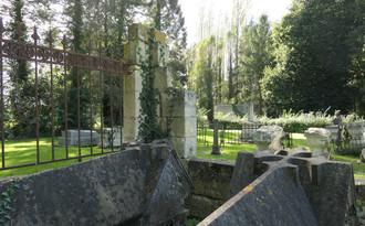 Cimetière à Brettevilette (XIXe - XXIe siècles)
