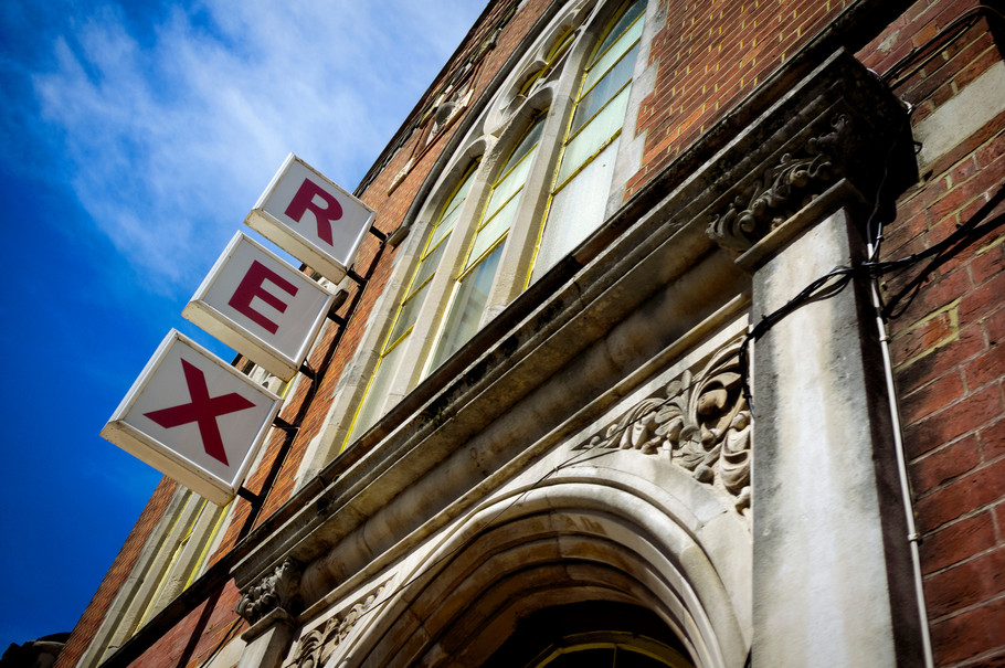 Cinéma Façade du cinéma REX